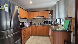 Sims Avenue (D14), Condominium #558727311
